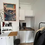 Nice Stay At Paris 17Th